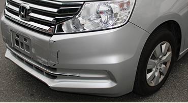 傷に向かって右から撮影