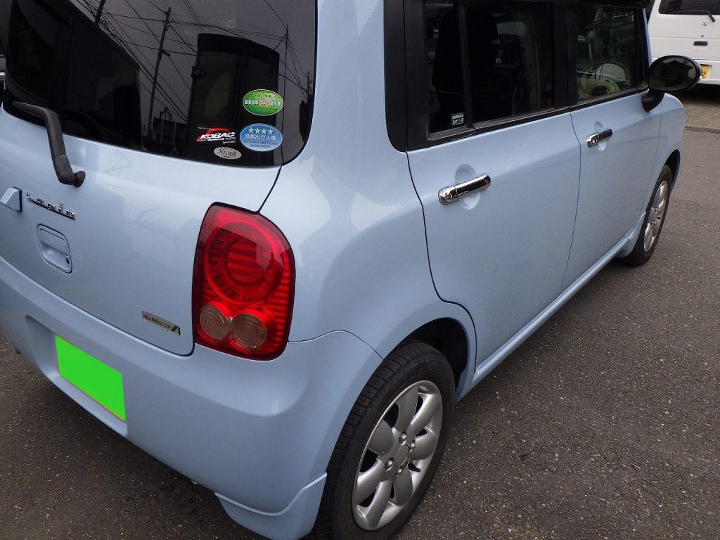 アルトラパン右リヤドア～リヤバンパー板金・塗装の写真