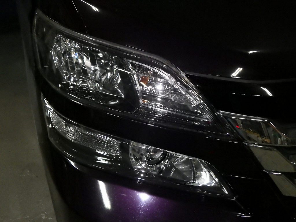 ヴェルファイア　ヘッドライトコート　黄ばみ除去の写真
