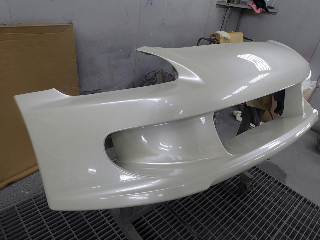 Ｓ2000ＡＰ2　ＦＲＰフロントバンパースポイラー修理・塗装の写真
